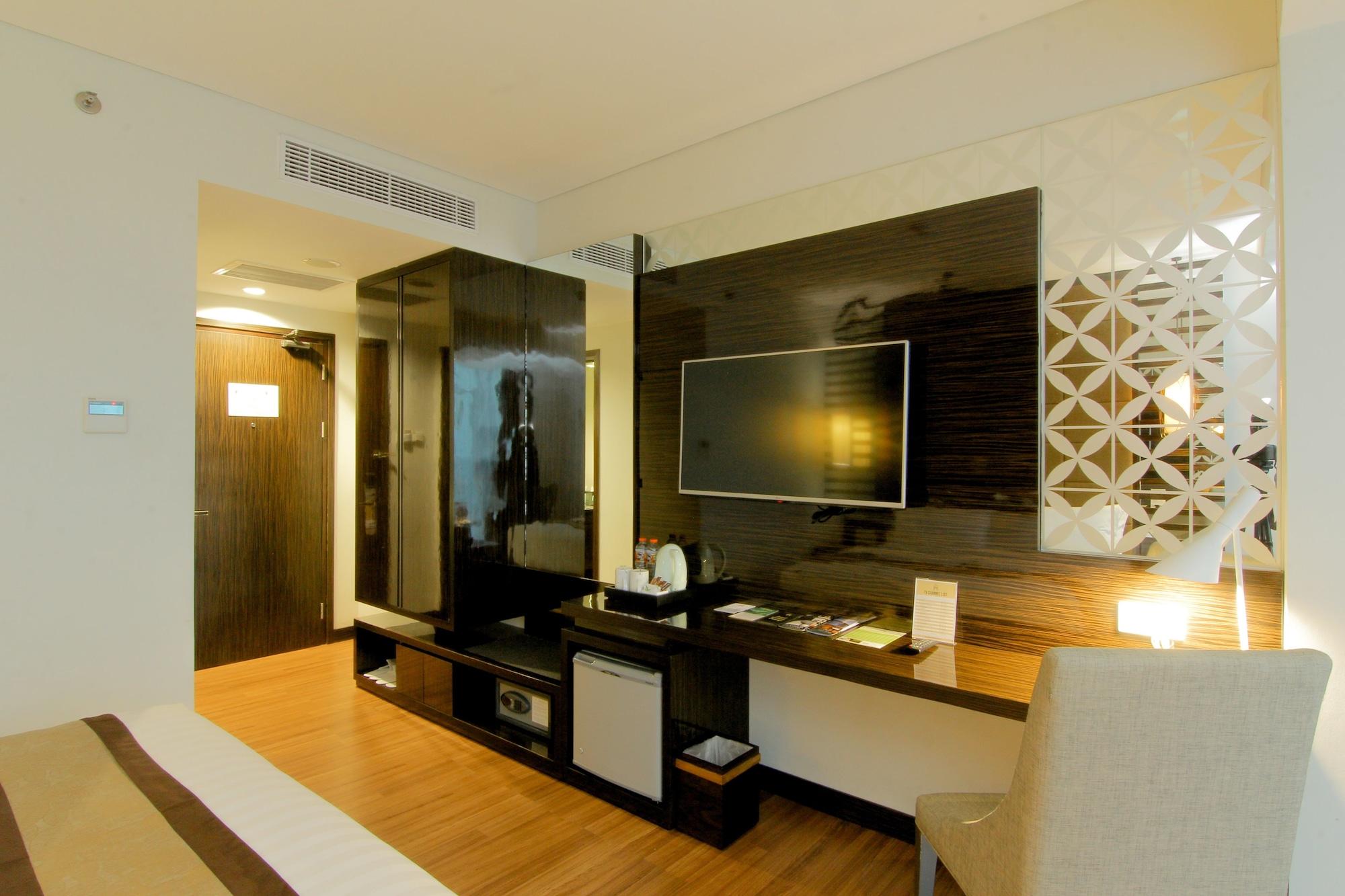 The Atrium Hotel & Resort Yogyakarta Mlati Exterior foto