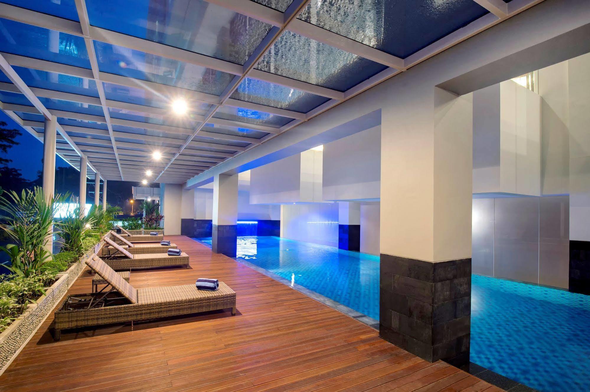 The Atrium Hotel & Resort Yogyakarta Mlati Exterior foto